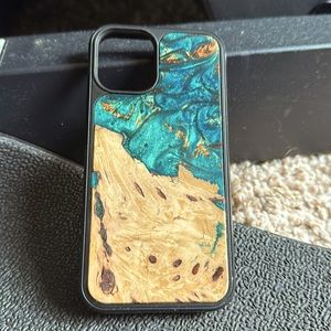 iPhone 12 cell phone case